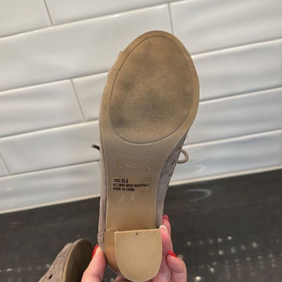 Qupid Taupe Lace up Heals - Picture 7 of 9